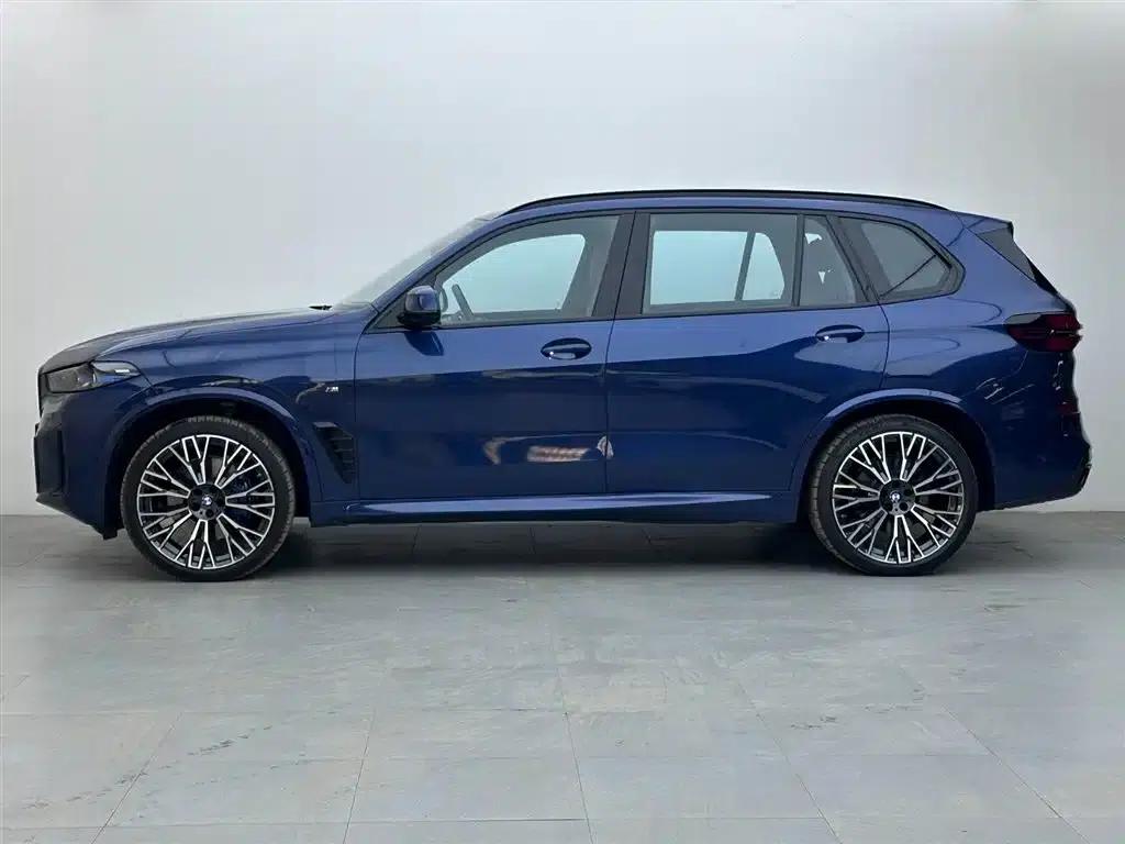 BMW X5 2025 xDrive 40Li M Sport Shadow Edition — миниатюра 3