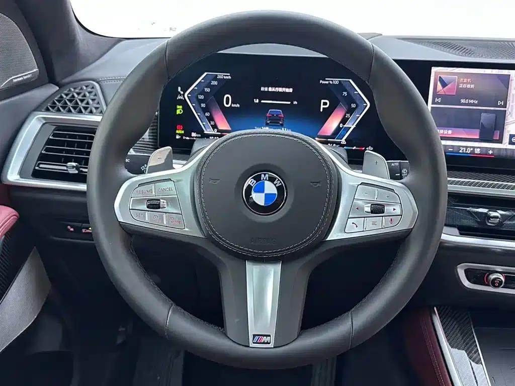 BMW X5 2025 xDrive 30Li M Sport Shadow Edition — миниатюра 14