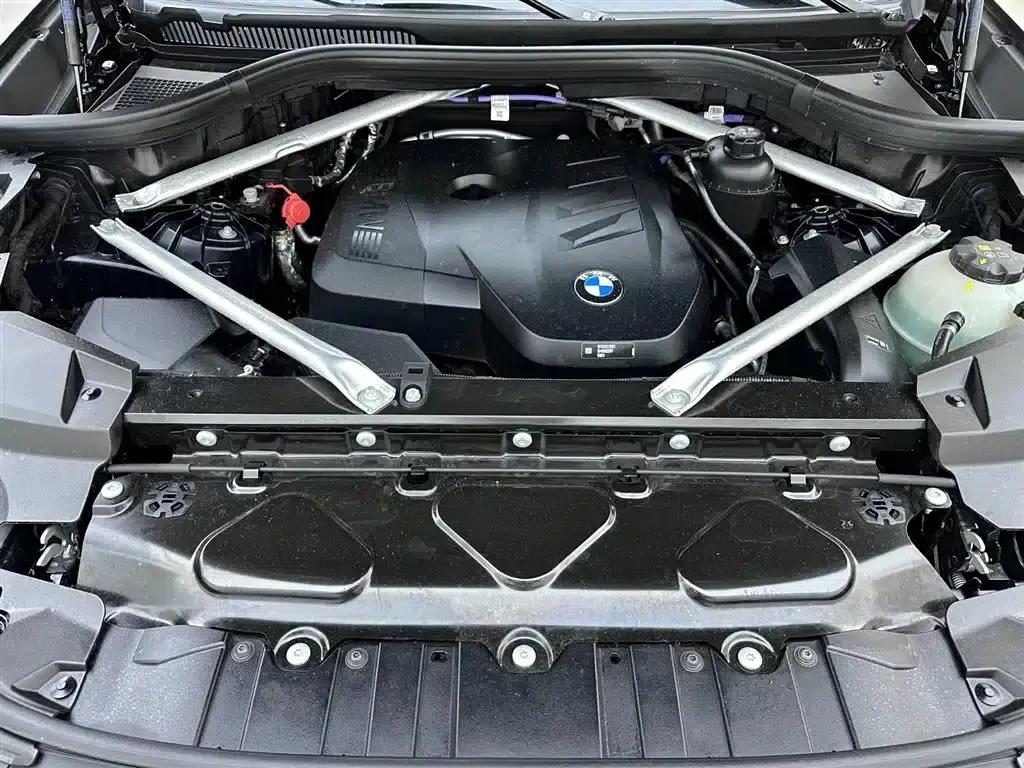 BMW X5 2025 xDrive 30Li M Sport Shadow Edition — миниатюра 17