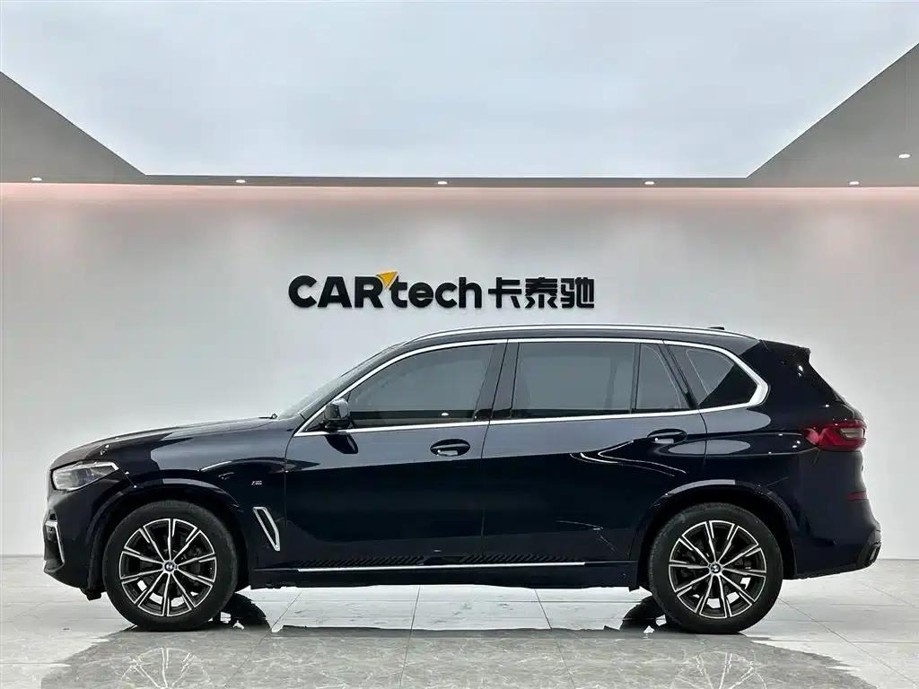 BMW X5 2022 xDrive 30Li Luxury M Sport Package — миниатюра 2