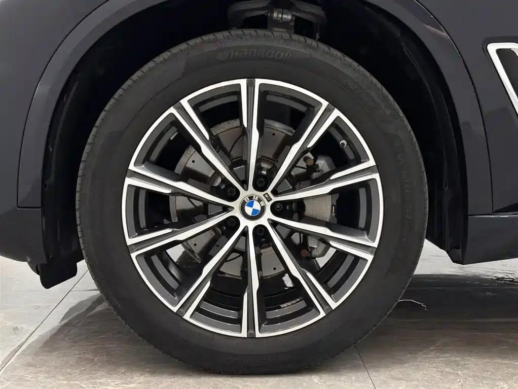 BMW X5 2022 xDrive 30Li Luxury M Sport Package — миниатюра 19