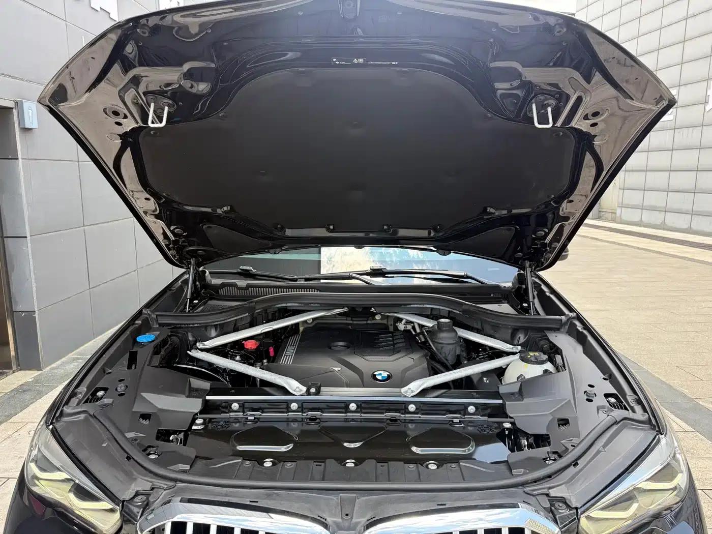 BMW X5 2022 xDrive 30Li M Sport Package — миниатюра 11