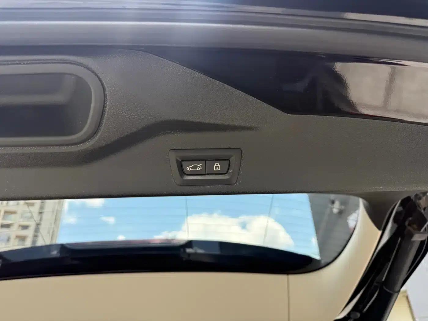 BMW X5 2022 xDrive 30Li M Sport Package — миниатюра 43