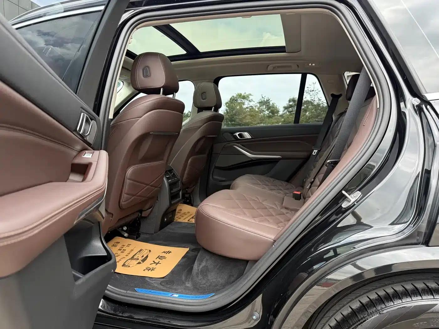 BMW X5 2022 xDrive 30Li M Sport Package — миниатюра 6