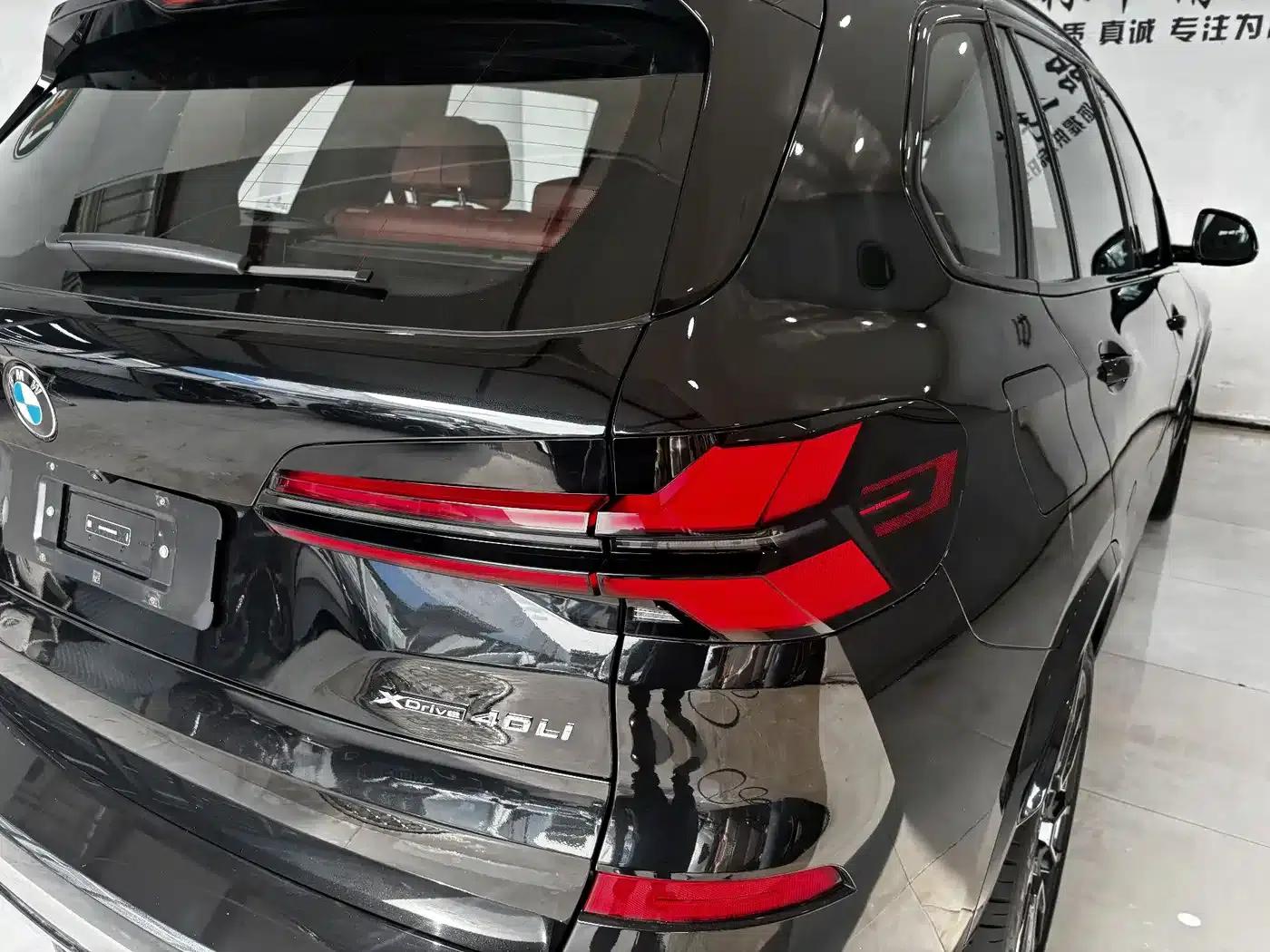 BMW X5 2025 xDrive 40Li M Sport Shadow Edition — миниатюра 10