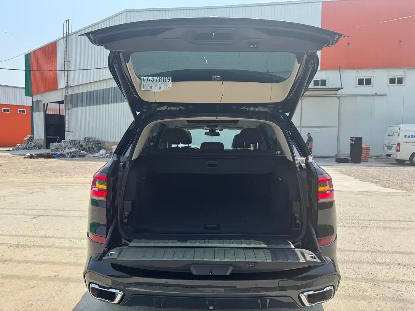 BMW X5 2022 Facelift xDrive 30Li M Sport Package — миниатюра 23