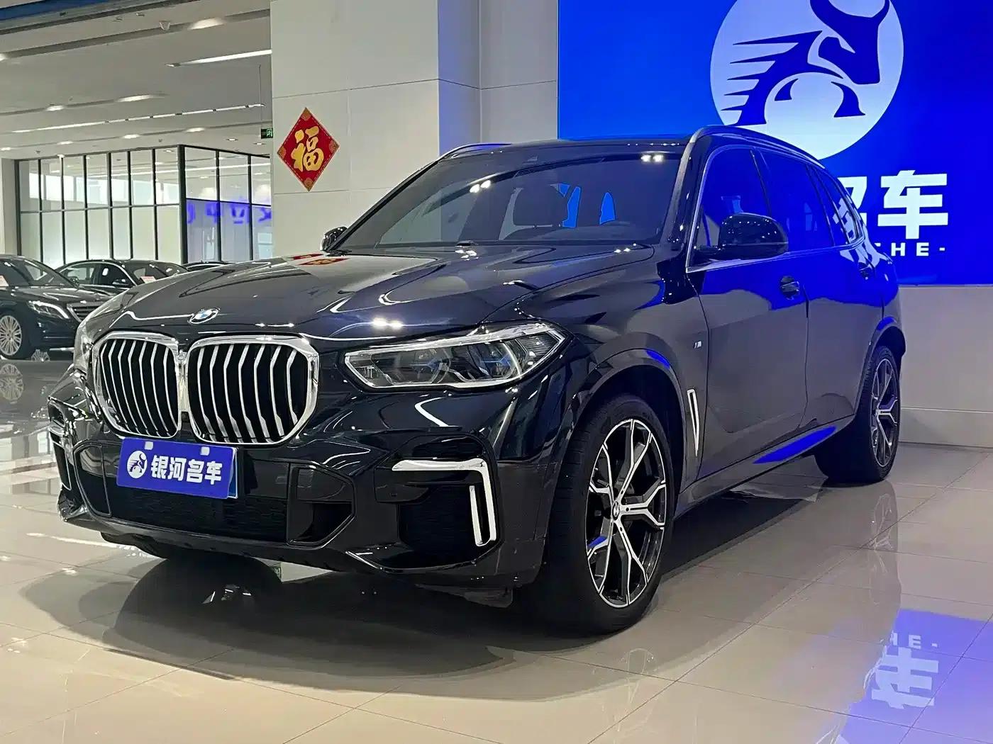 BMW X5 2022 xDrive 40Li M Sport Package — миниатюра 1