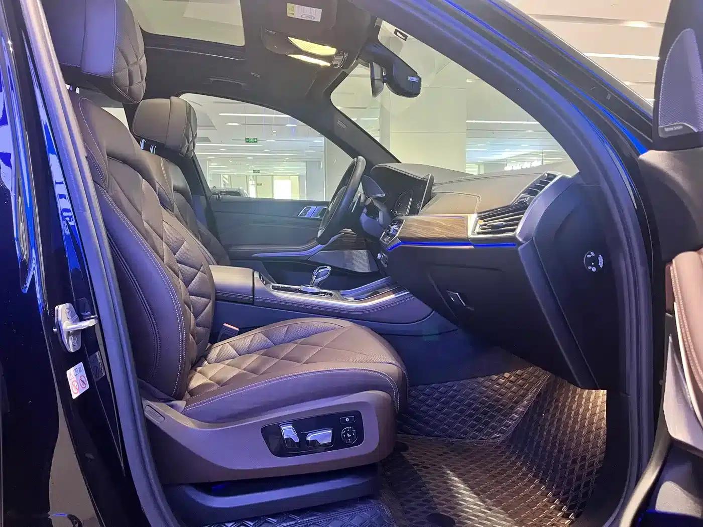 BMW X5 2022 xDrive 40Li M Sport Package — миниатюра 9