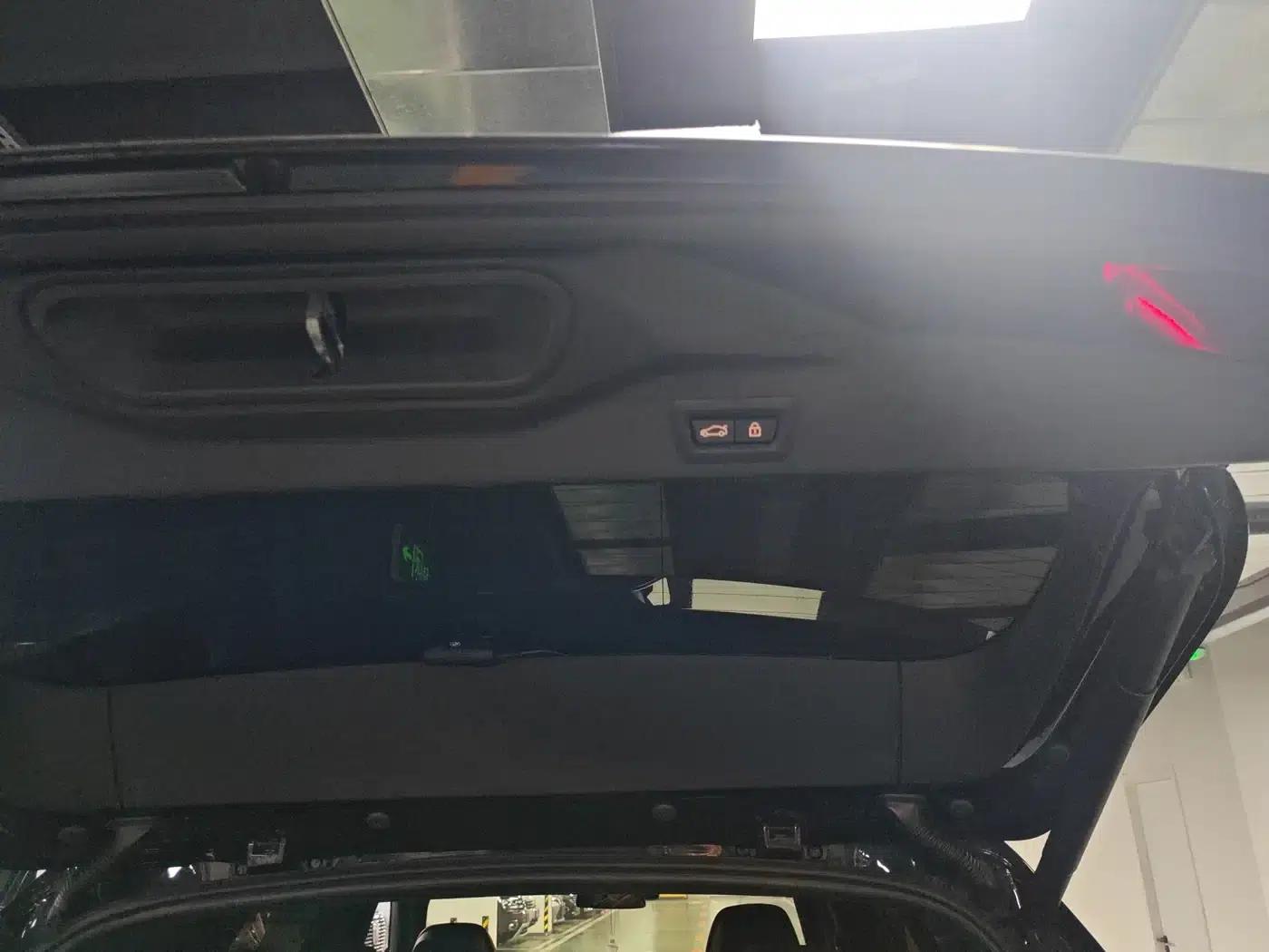 BMW X5 2022 Facelift xDrive 40Li M Sport Package — миниатюра 17