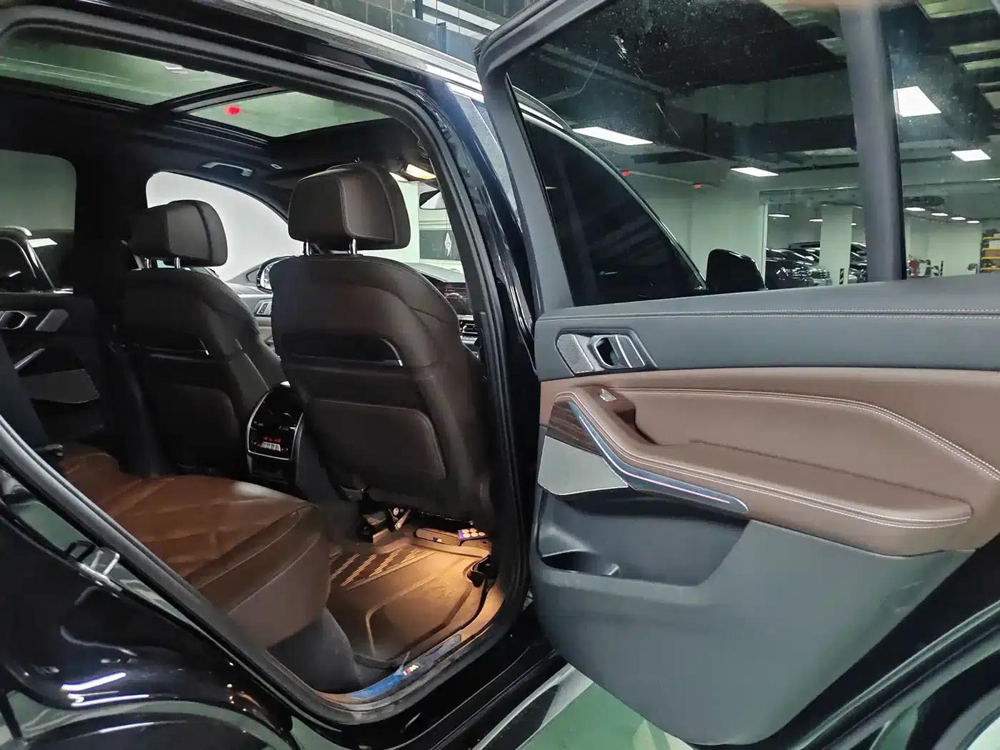 BMW X5 2022 Facelift xDrive 40Li M Sport Package — миниатюра 18