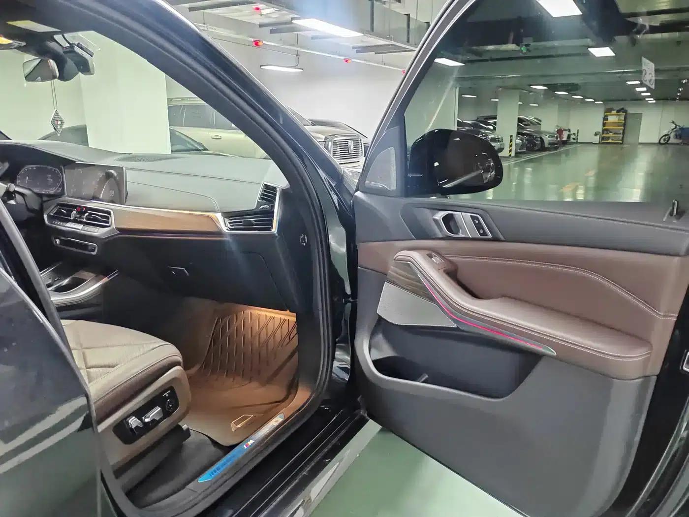 BMW X5 2022 Facelift xDrive 40Li M Sport Package — миниатюра 20
