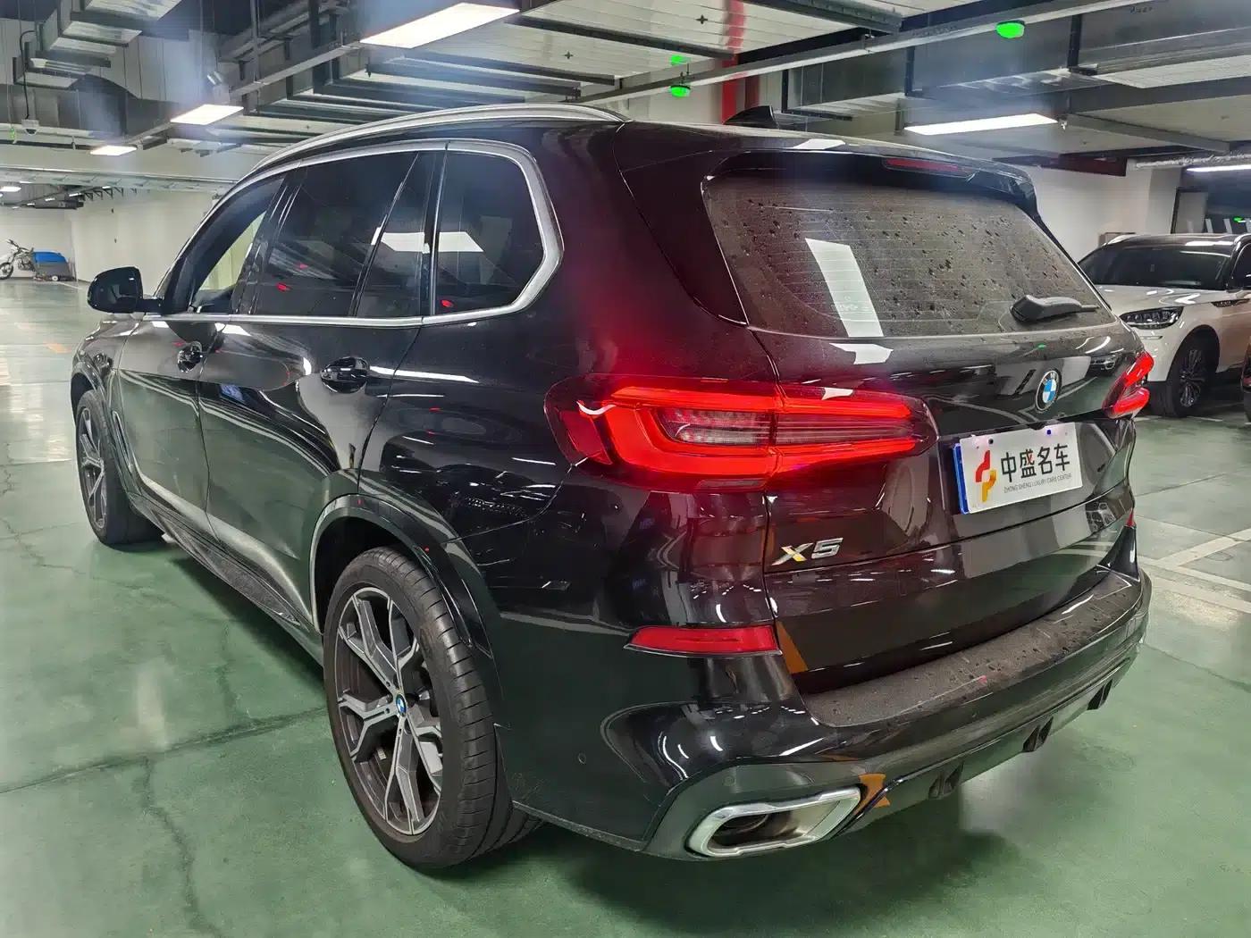 BMW X5 2022 Facelift xDrive 40Li M Sport Package — миниатюра 22