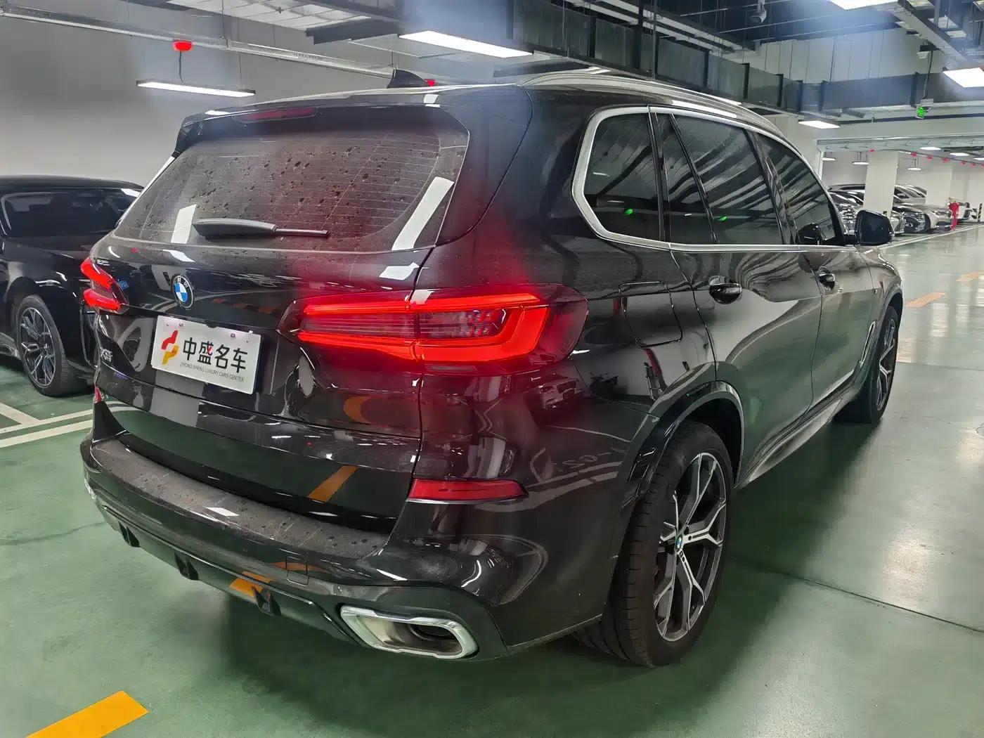 BMW X5 2022 Facelift xDrive 40Li M Sport Package — миниатюра 23