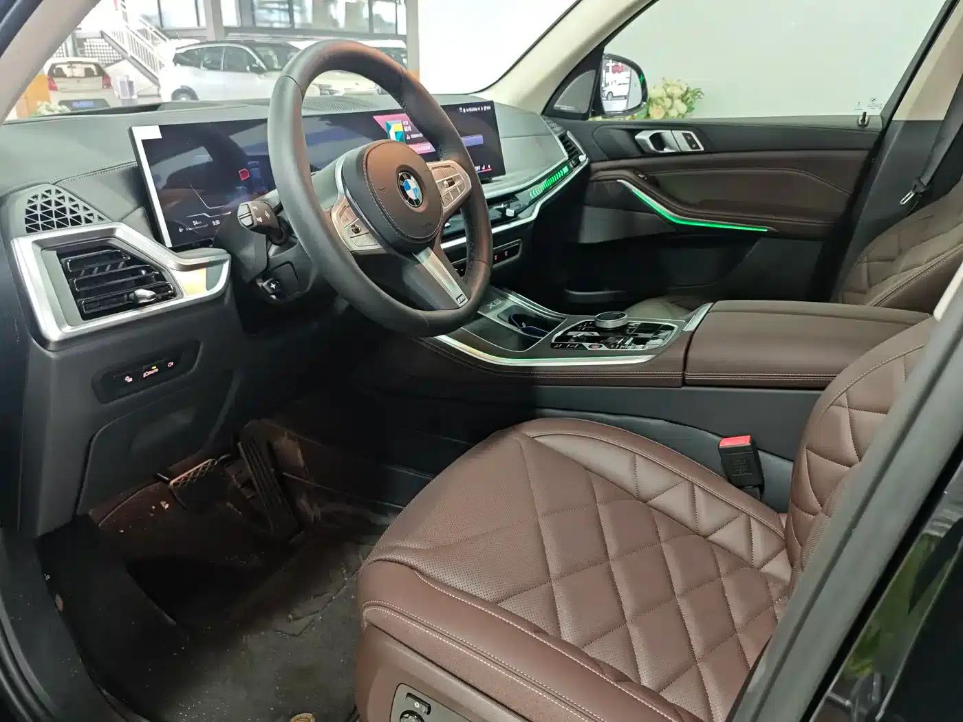 BMW X5 2026 xDrive 30Li M Sport Shadow Edition — миниатюра 4