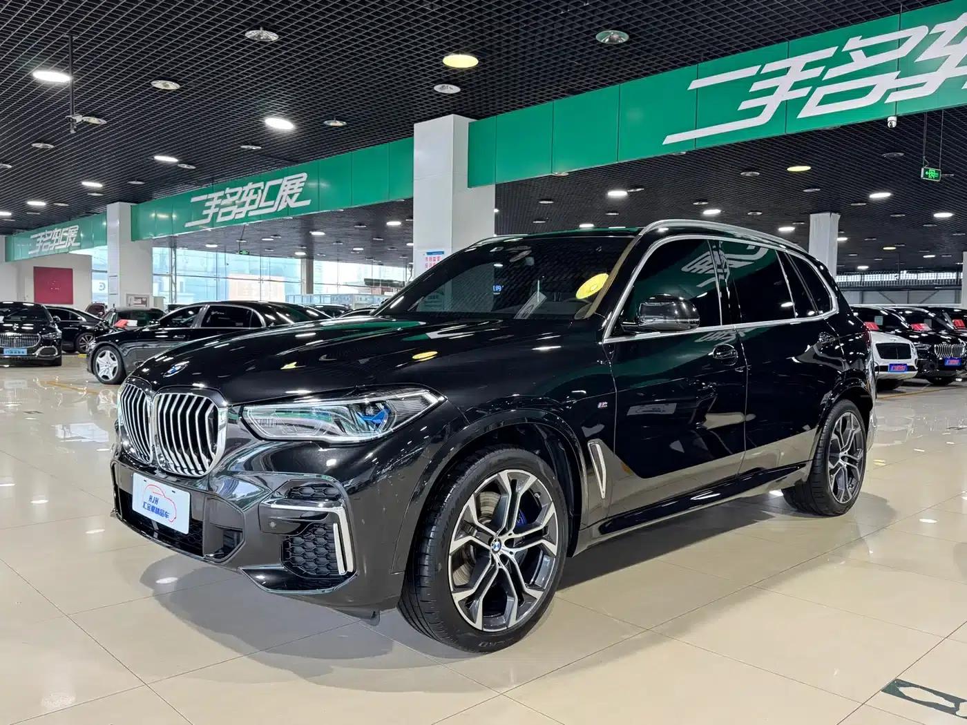 BMW X5 2022 xDrive 40Li Luxury M Sport Package — миниатюра 1