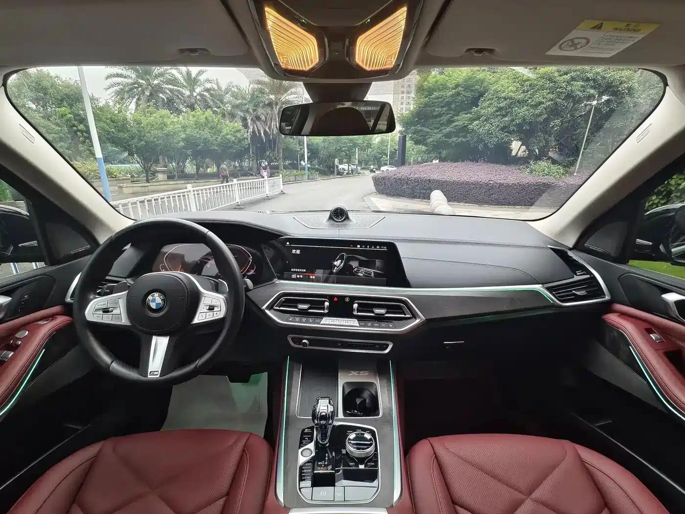 BMW X5 2022 xDrive 30Li M Sport Package — миниатюра 15