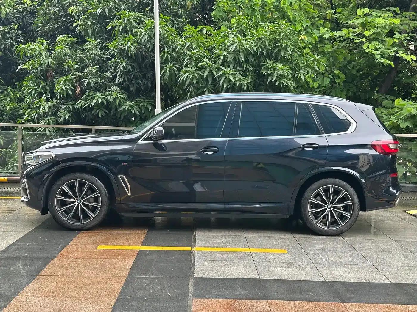 BMW X5 2022 Facelift xDrive 30Li M Sport Package — миниатюра 2