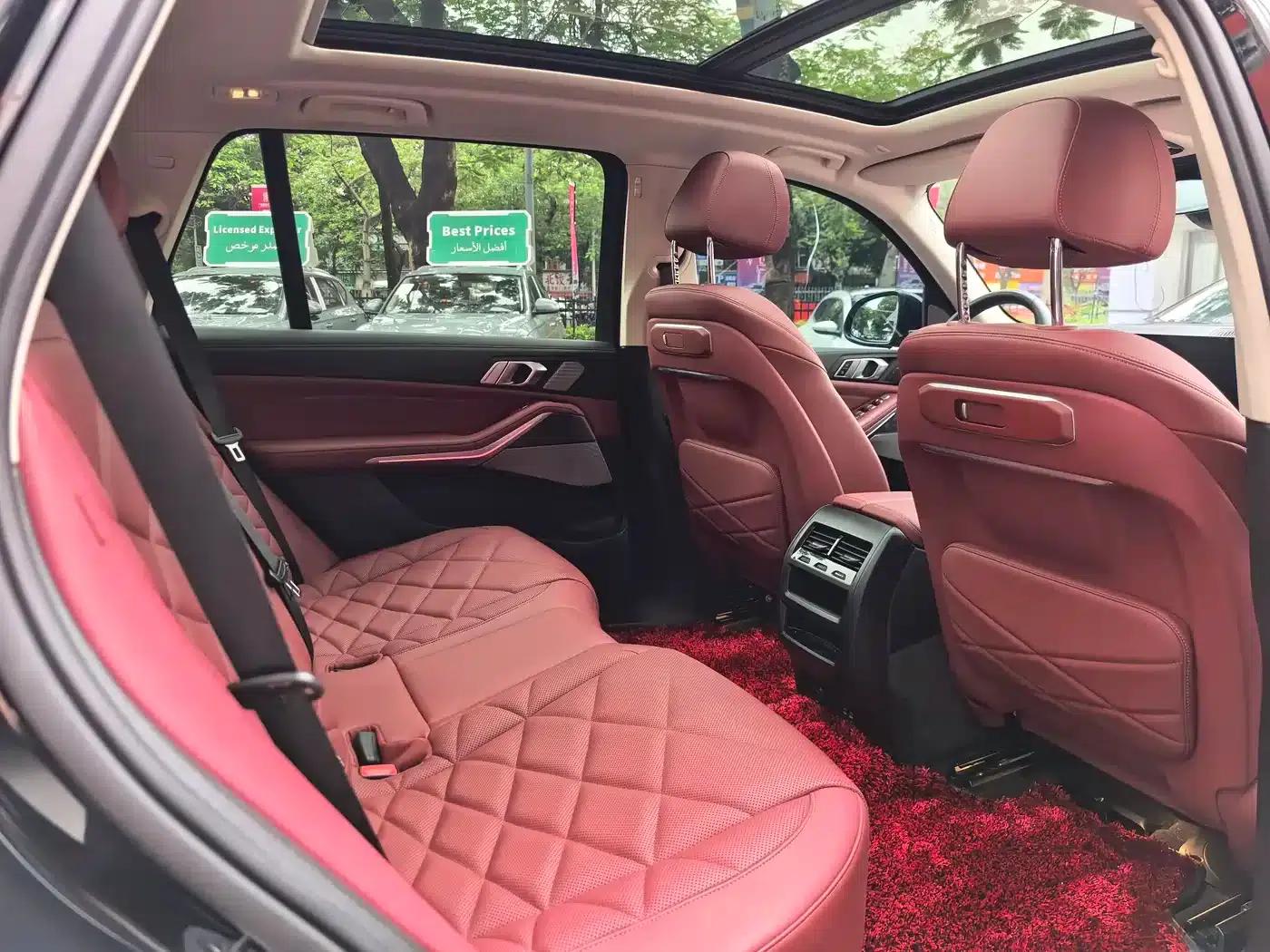 BMW X5 2023 xDrive 30Li M Sport Shadow Edition — миниатюра 13