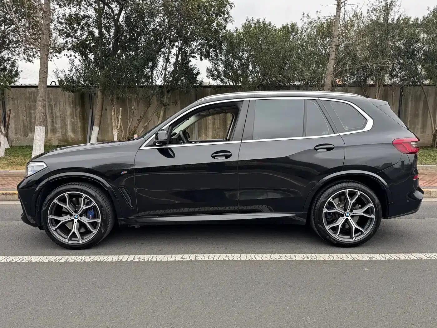 2019 BMW X5 Imported xDrive40i Luxury M Sport Package — миниатюра 3