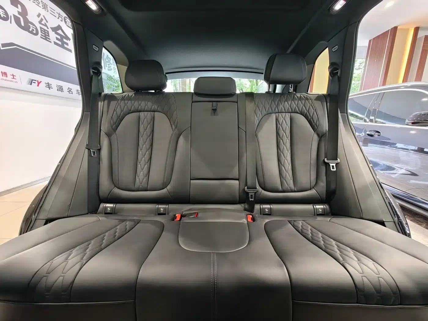 2021 BMW X5 Imported xDrive40i Luxury M Sport Package — миниатюра 24