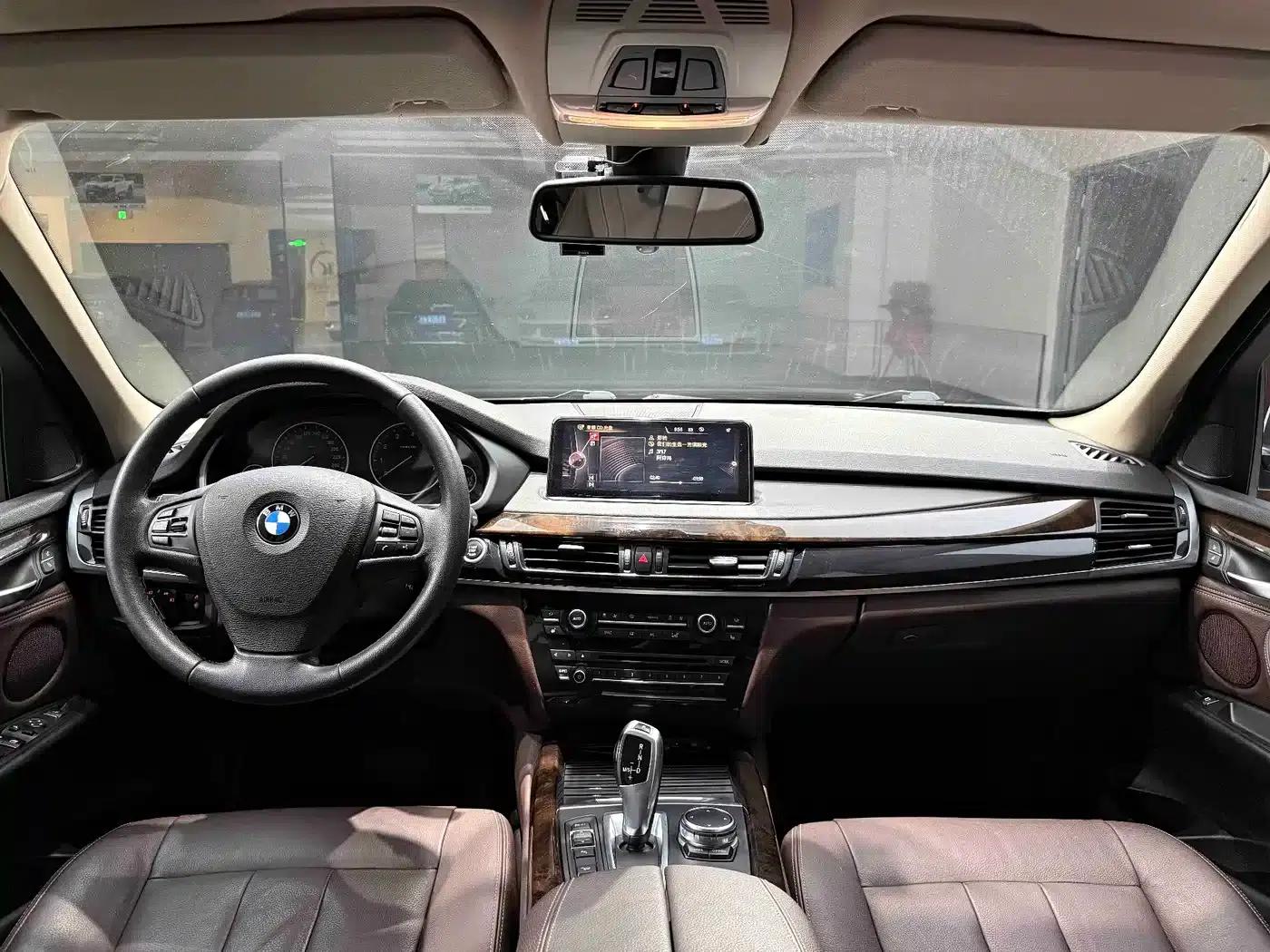 2015 BMW X5 xDrive28i (Imported) — миниатюра 16