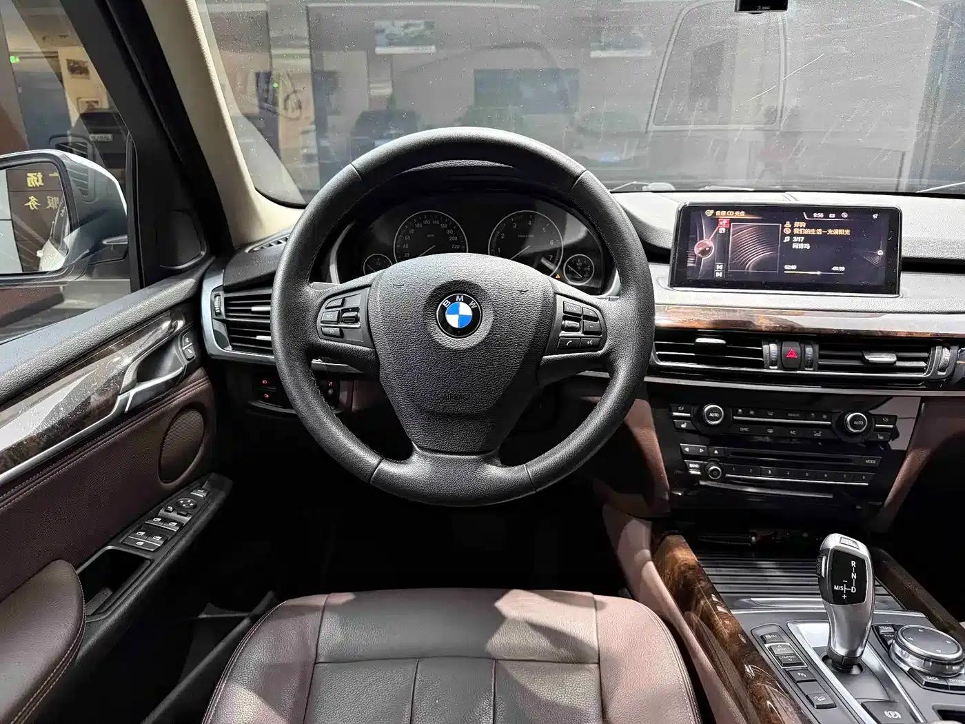 2015 BMW X5 xDrive28i (Imported) — миниатюра 18