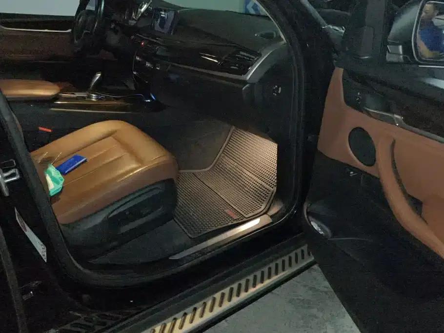 2014 BMW X5 xDrive35i Leading Edition (Imported) — миниатюра 8