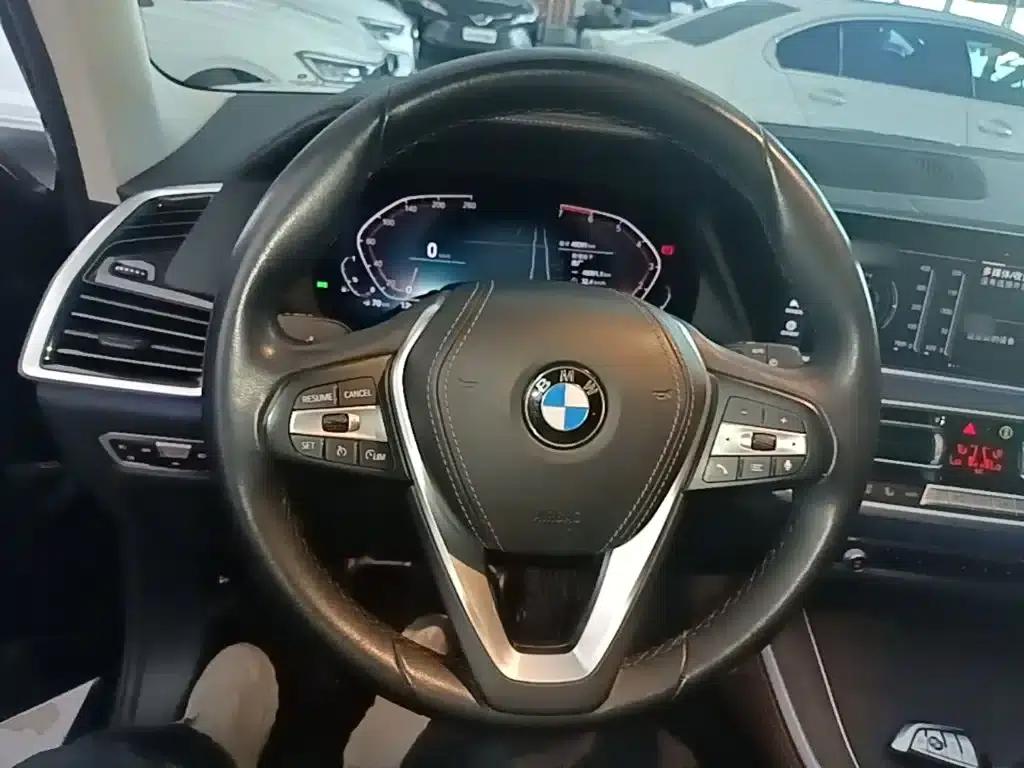 BMW X5 (Imported) 2021 xDrive30i X Design Package — миниатюра 11