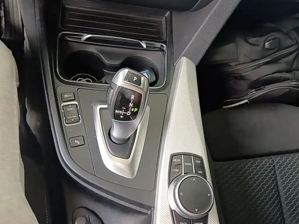 2019 BMW 4 Series 425i Gran Coupe M Sport Package — миниатюра 14