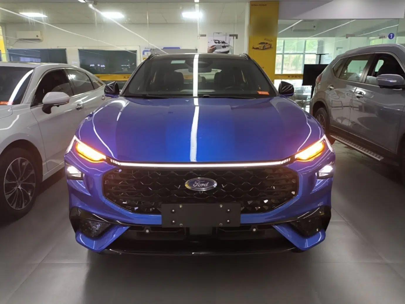 Ford EVOS 2022 EcoBoost 245 ST-Line — миниатюра 2
