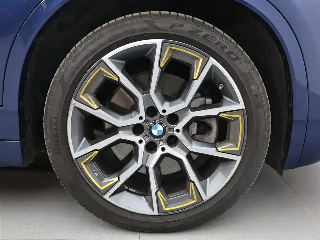 BMW X2 2023 xDrive 25i Shining Edition — миниатюра 18