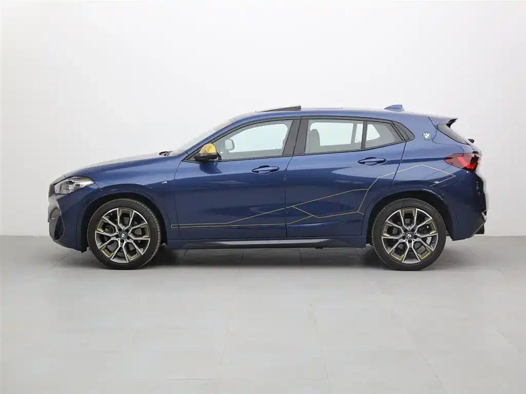 BMW X2 2023 xDrive 25i Shining Edition — миниатюра 3