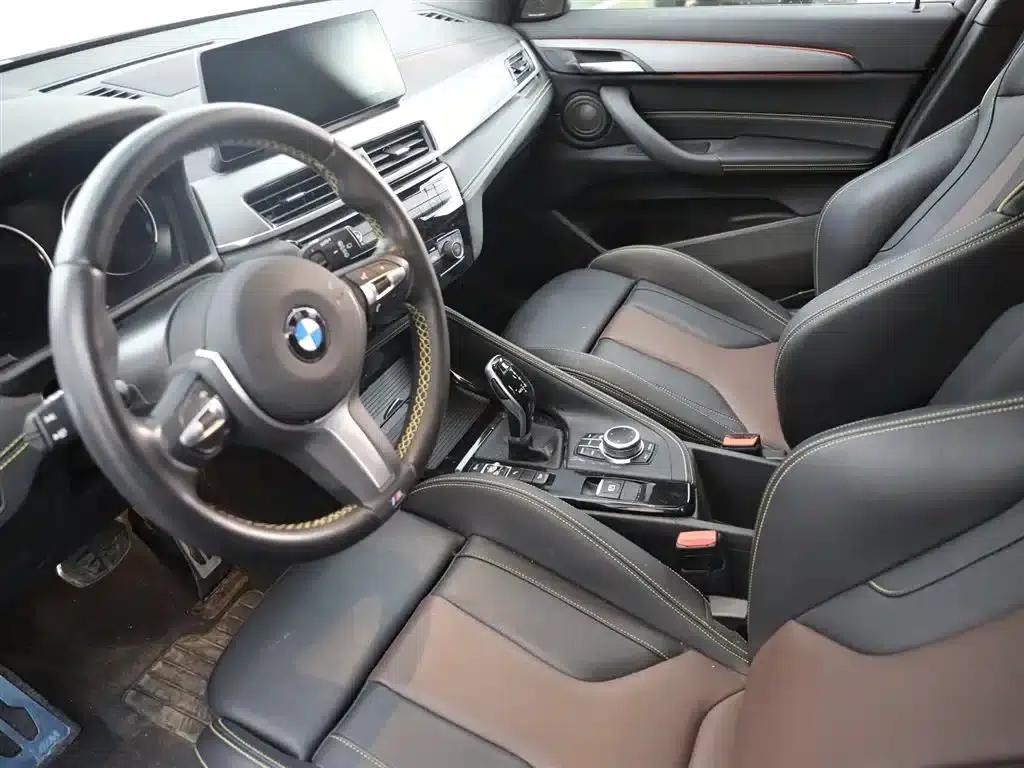 BMW X2 2023 xDrive 25i Shining Edition — миниатюра 9
