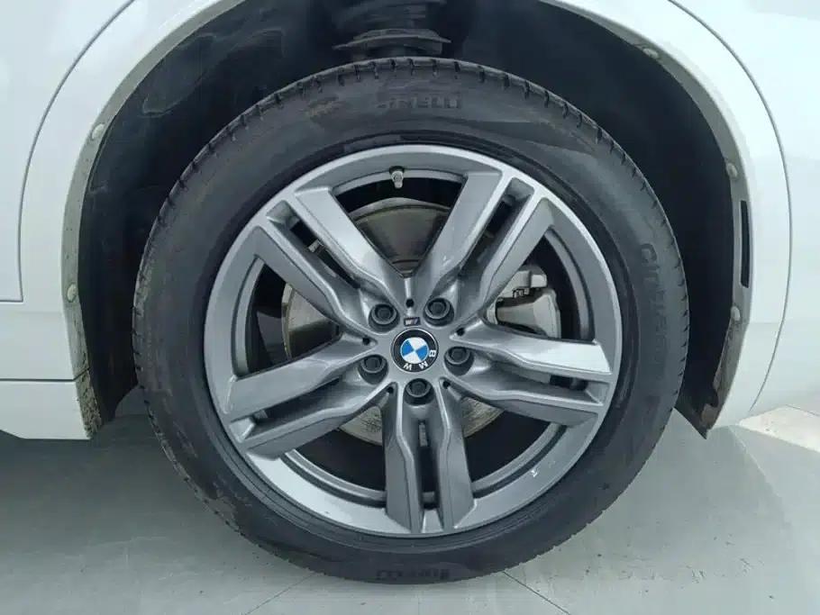 BMW X2 2023 sDrive25i M Sport Shadow Edition — миниатюра 6