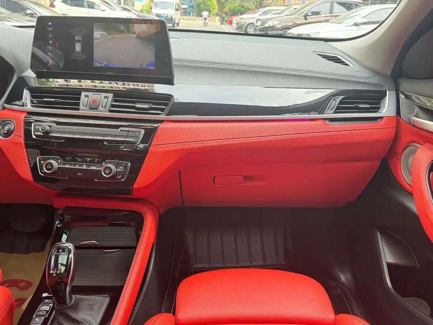 BMW X2 2021 Facelift sDrive25i M Sport Package — миниатюра 8