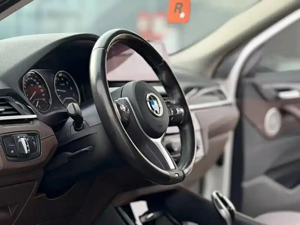 BMW X2 2021 sDrive25i M Sport Package — миниатюра 9