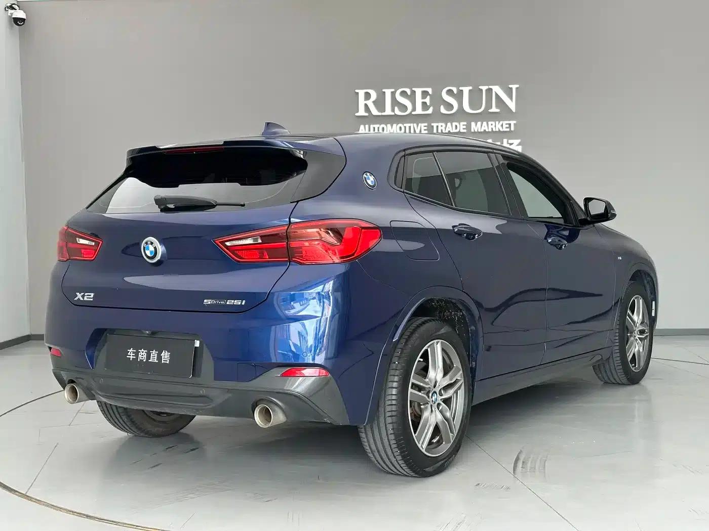 BMW X2 2020 sDrive25i Leading M Sport Package — миниатюра 11