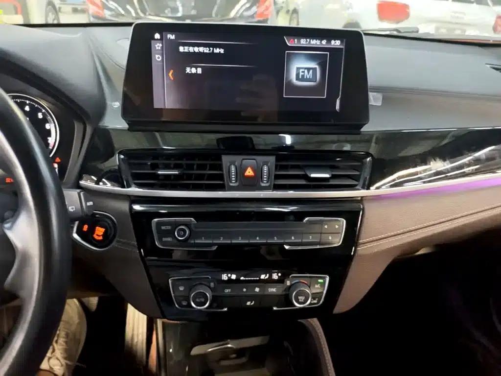 BMW X2 2021 sDrive25i Leading M Sport Package — миниатюра 13