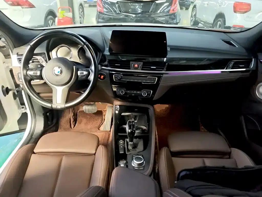 BMW X2 2021 sDrive25i Leading M Sport Package — миниатюра 10