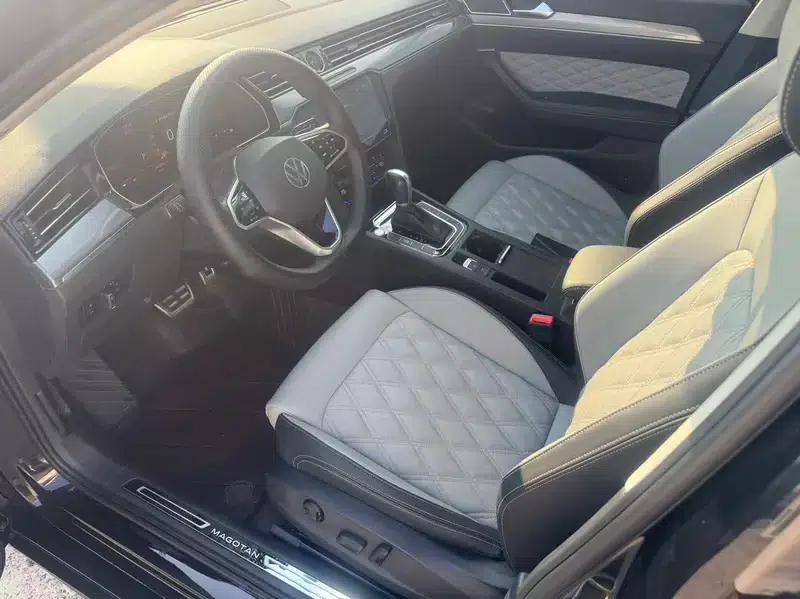 Volkswagen Magotan 2023 2 Millionth Unit Commemorative Edition 330TSI DSG Leading Model — миниатюра 8
