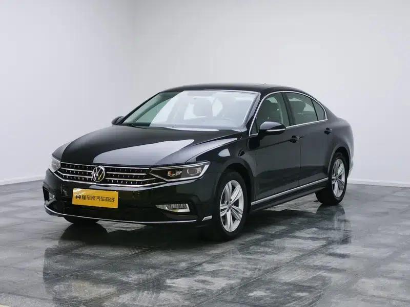 2024 Volkswagen Magotan 2028 2 Million Unit Limited Edition 280TSI DSG Comfort Model — миниатюра 1