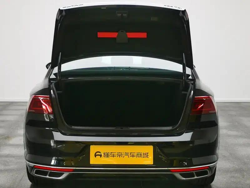 2024 Volkswagen Magotan 2028 2 Million Unit Limited Edition 280TSI DSG Comfort Model — миниатюра 20
