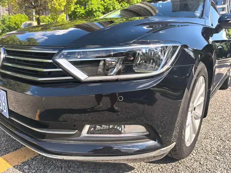 2018 Volkswagen Passat 330TSI DSG Leading Edition — миниатюра 8