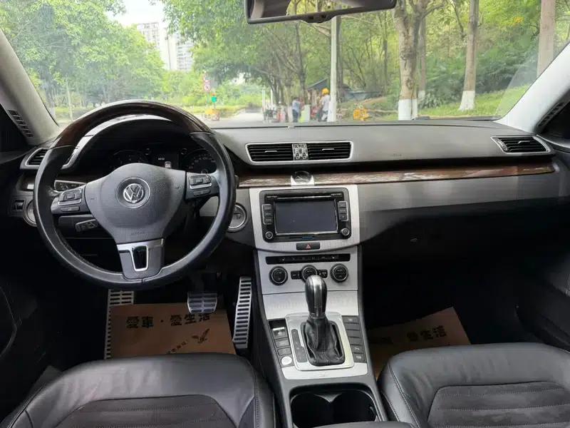 2013 Volkswagen Passat 1.8TSI Premium — миниатюра 11