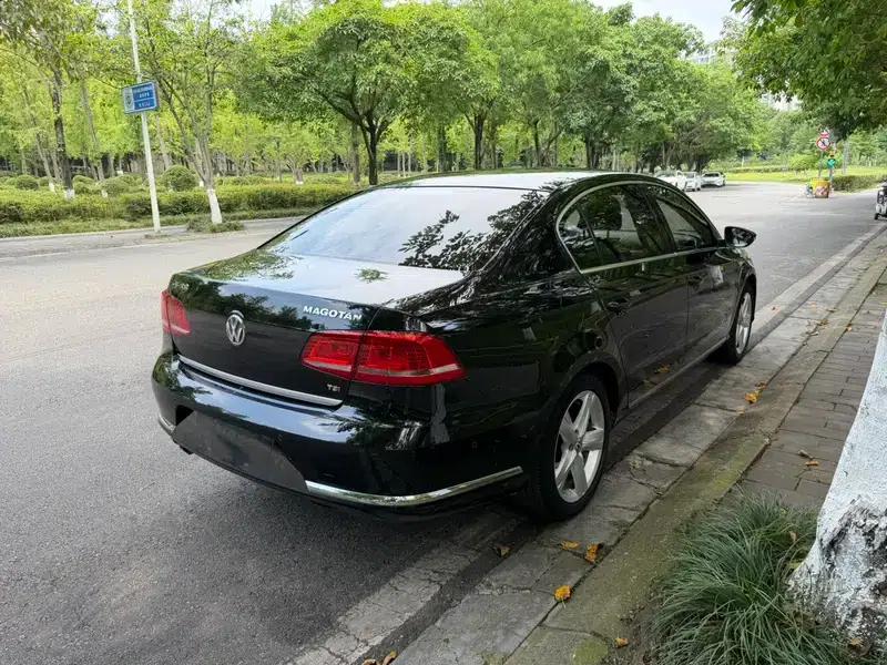 2013 Volkswagen Passat 1.8TSI Premium — миниатюра 6