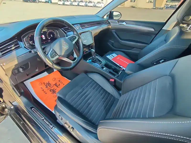 2020 Volkswagen Passat 330TSI DSG Luxury — миниатюра 8