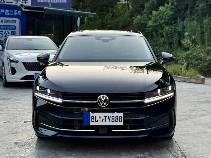 2024 Volkswagen Passat 380TSI Premium Edition with Magotan Package — миниатюра 2