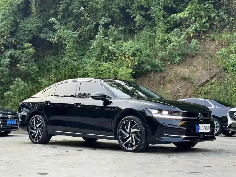 2024 Volkswagen Passat 380TSI Premium Edition with Magotan Package — миниатюра 3