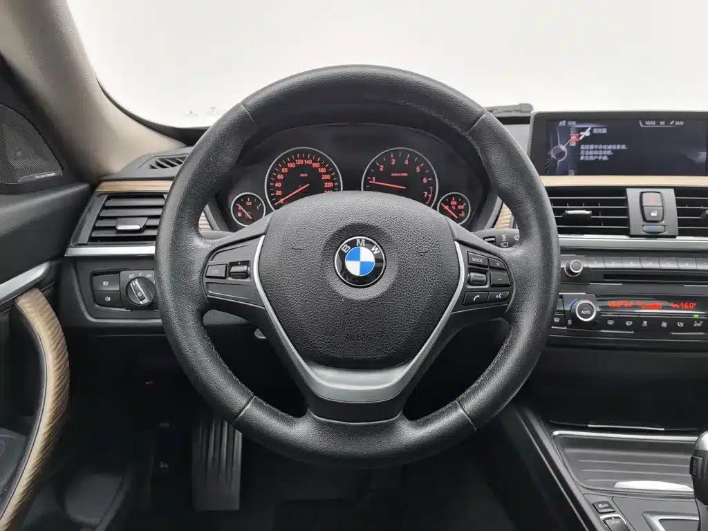BMW 3 Series GT 2013 320i Luxury Design Package — миниатюра 11