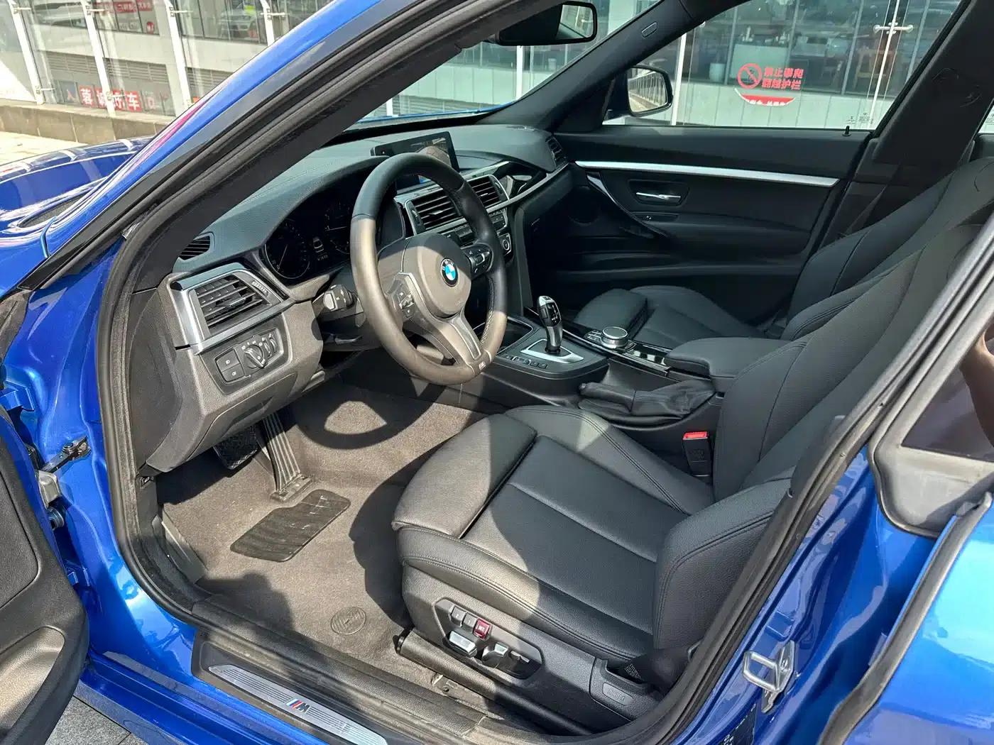 2019 BMW 3 Series GT 320i M Sport Package — миниатюра 3